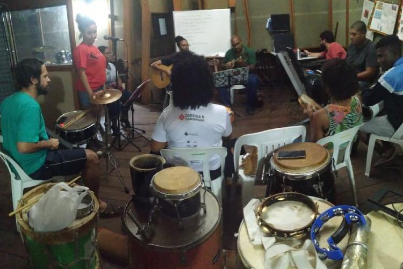 _Memórias Guardadas_ Escola de Música_-01 _Memórias Guardadas_ Escola de Música_-01
